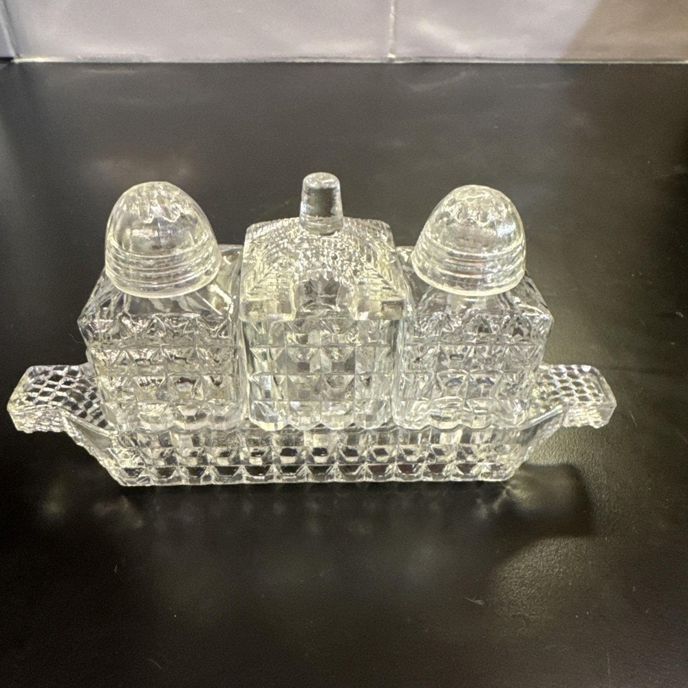Vtg Bohemia Glass Salt Pepper‎ Shakers Mustard Jar in Tray Czech Bohemian